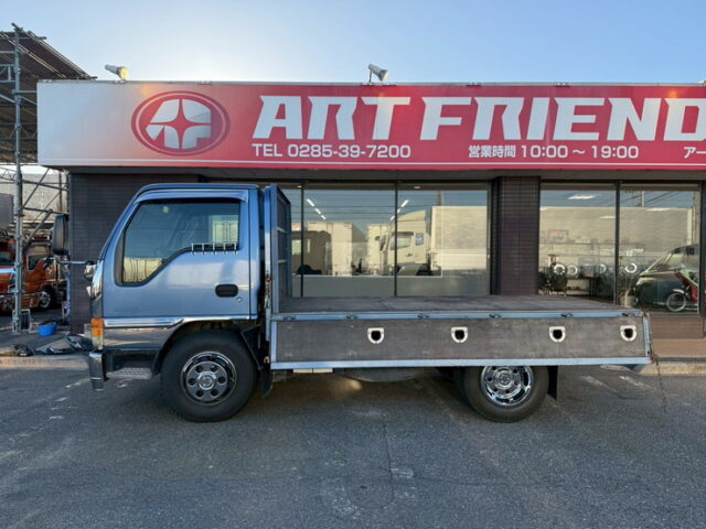 いすゞ:エルフ:平ボデー:標準幅:10尺長:マニ割り:ハイグレード:140馬力