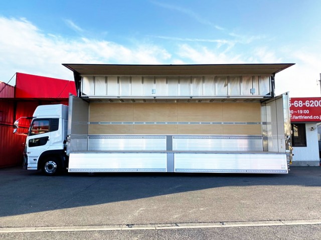 【527】UDトラックス　クオン　カスタム　ハイルーフ　ウィング　門口ステンレス