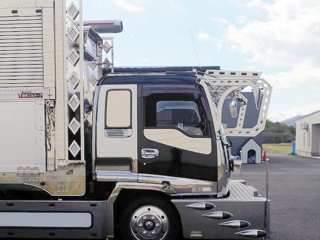 ★【540】いすゞ　フォワード　増トン　デコトラ　