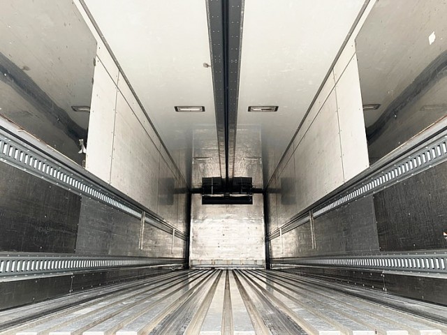 ★【551】いすゞ　ギガ　冷凍ウィング　サブエンジン　ジョロダー4列　キーストン