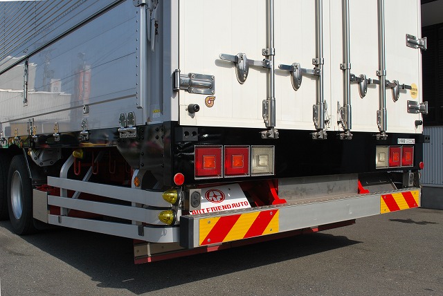 【204】三菱ふそうスーパーグレート　低床　アルミウイング　ハイルーフ　総輪エアサス