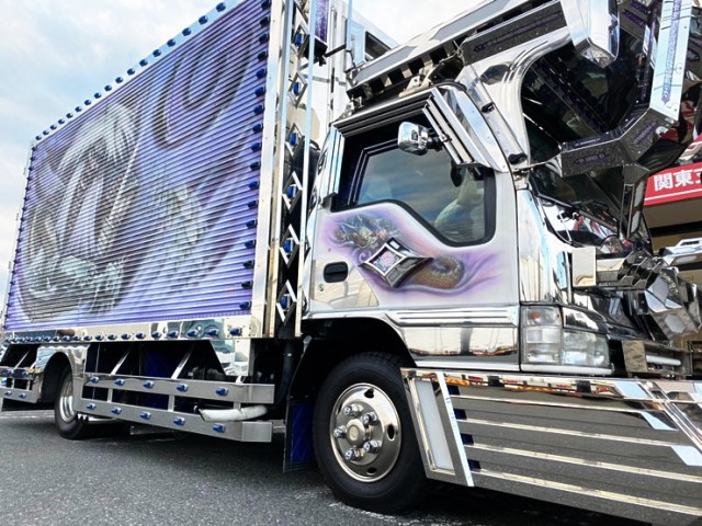 【573】いすゞ　エルフ　デコトラ　マニ割り済