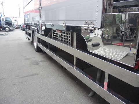 Ｈ１５　ＵＤ　コンドル　冷凍ウィング　６７００ボデー