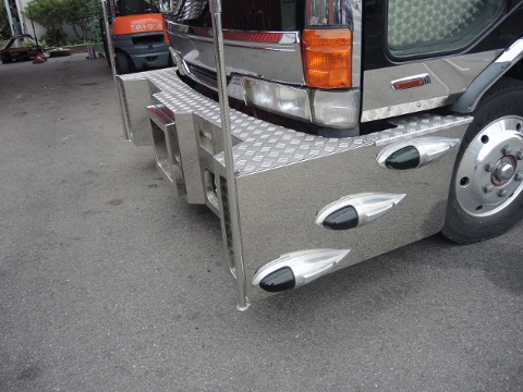 Ｈ１５　ＵＤ　コンドル　冷凍ウィング　６７００ボデー