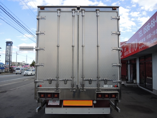 Ｈ１３　いすゞ　フォワード　アルミウィング　７２００ボデー　ワイドキャブ