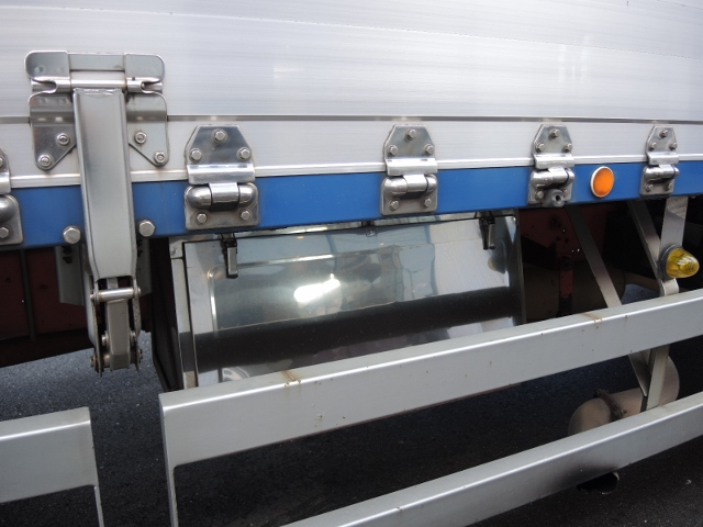 Ｈ１３　いすゞ　フォワード　アルミウィング　７２００ボデー　ワイドキャブ