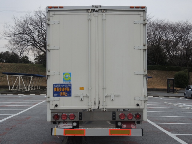 Ｈ２０　いすゞ　０７フォワード　アルミウィング　セミワイド