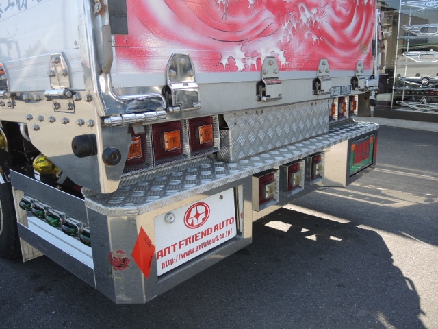 Ｈ８　いすゞ　エルフ　造り平ボデー　１０尺　標準