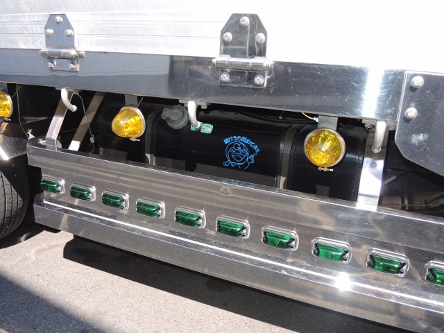 Ｈ８　いすゞ　エルフ　造り平ボデー　１０尺　標準