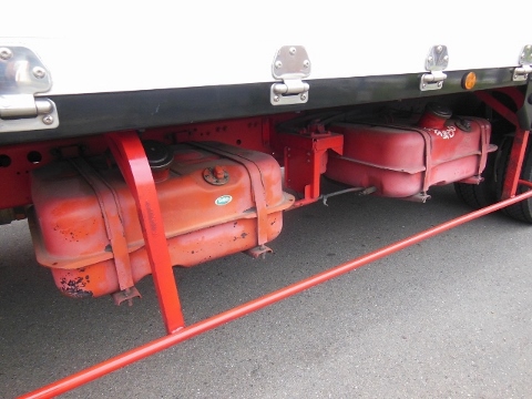 三菱ふそう　ファイター　アルミウィング　ワイド　６７００ボデー