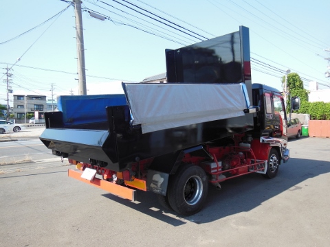 H18　いすゞ　フォワード　ダンプ