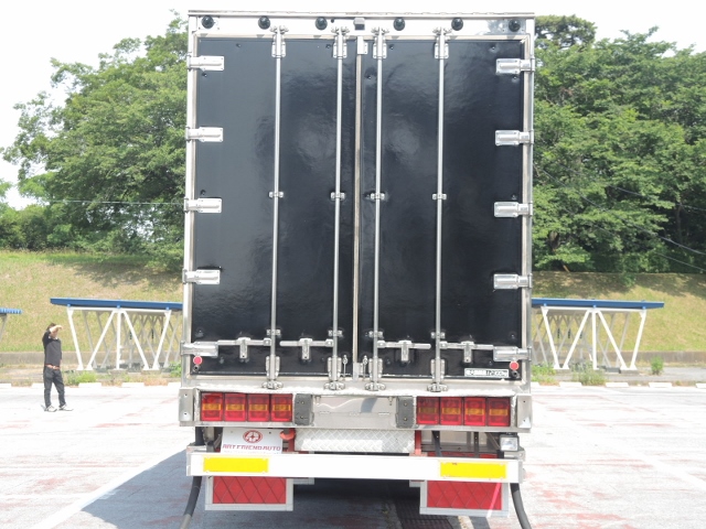 H16 　いすゞ　ギガ　冷凍ウィング　中低床