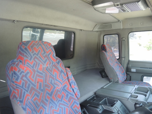 H16 　いすゞ　ギガ　冷凍ウィング　中低床