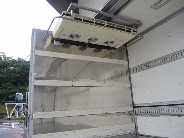 Ｈ１８　ニッサンディーゼル　コンドル　冷凍ウィング　セミワイド