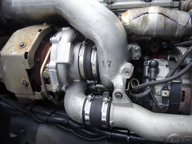 Ｈ１８　ニッサンディーゼル　コンドル　冷凍ウィング　セミワイド