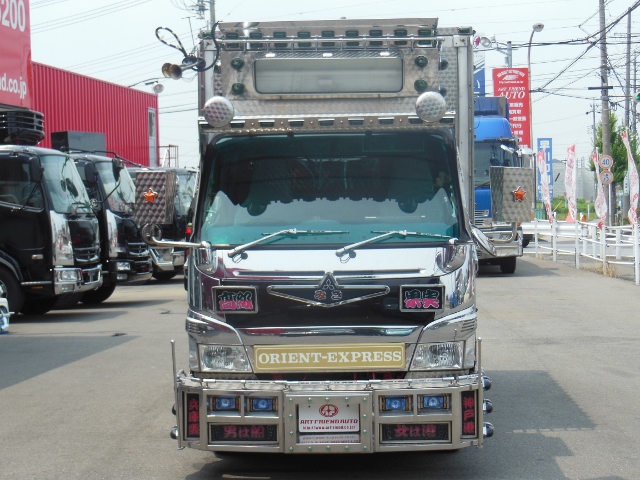 Ｈ１７　ジェネレーションキャンター　保冷車　