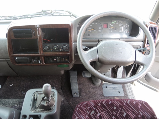 Ｈ１７　三菱　ファイター　ワイド　アルミウィング　