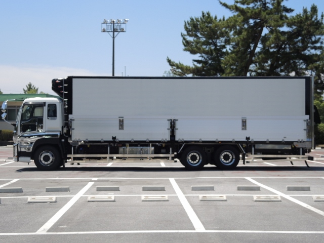 H24 いすゞ　ギガ　冷凍ウィング