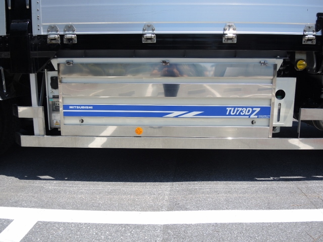 H24 いすゞ　ギガ　冷凍ウィング