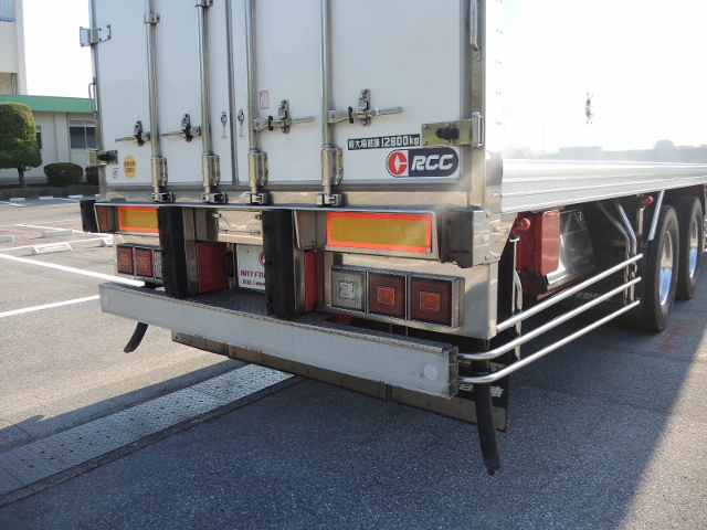 Ｈ２２　ニッサン　クオン　冷蔵冷凍車　ハイルーフ　総輪エアサス