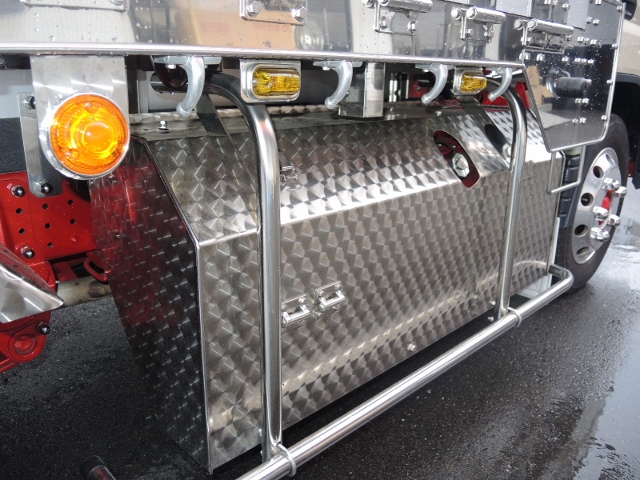 H23　三菱　ブルーテックキャンター　造り平ボデー