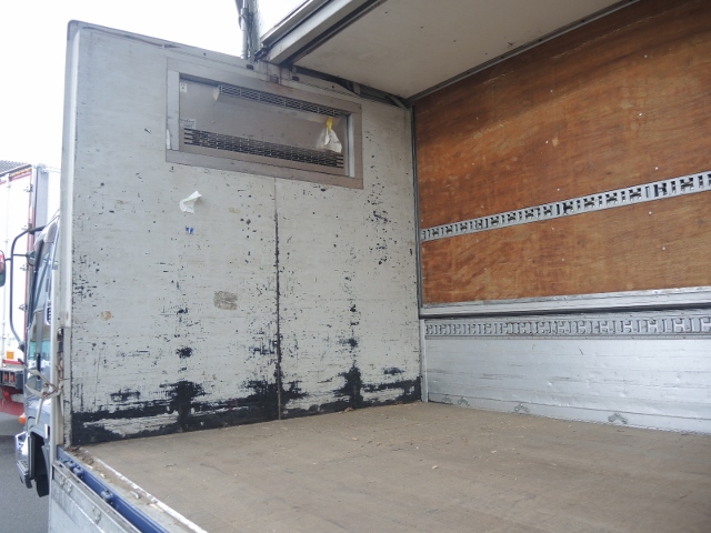 H18　いすゞ　３２０フォワード　冷凍ウィング　ワイド