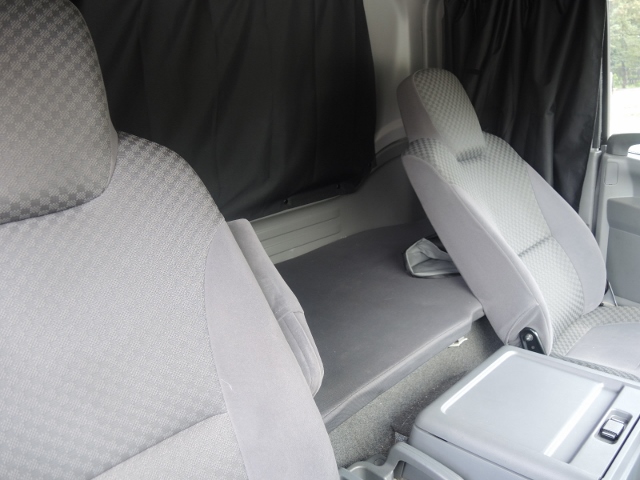 H23　いすゞ　07フォワード　冷凍ウィング　セミワイド　造りボデー