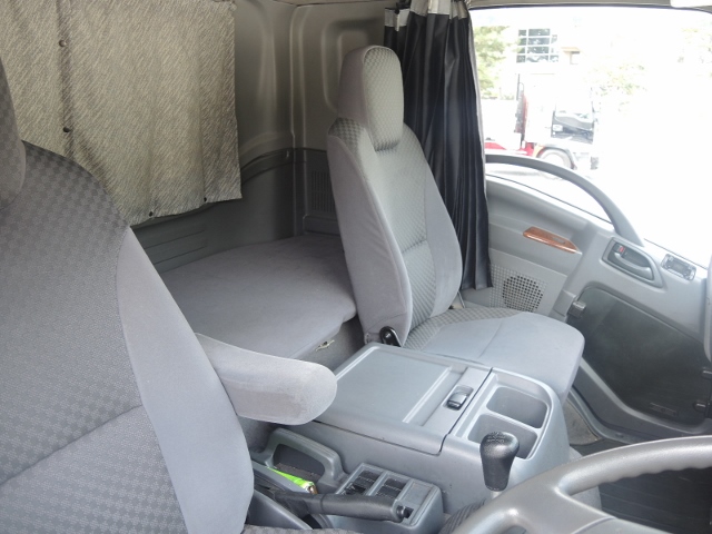 H19　いすゞ　07フォワード　セミワイド　冷凍ウィング