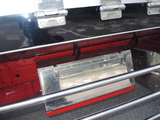 Ｈ17　いすゞ　フォワード　平ボデー