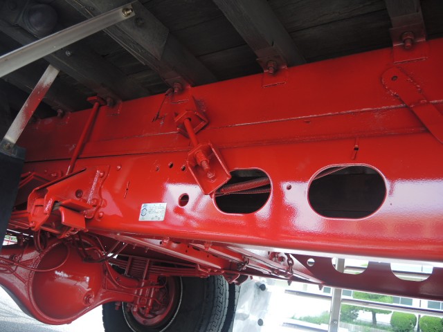 Ｈ17　いすゞ　フォワード　平ボデー