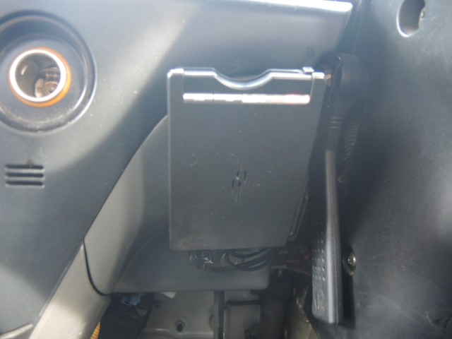 Ｈ17　いすゞ　フォワード　平ボデー