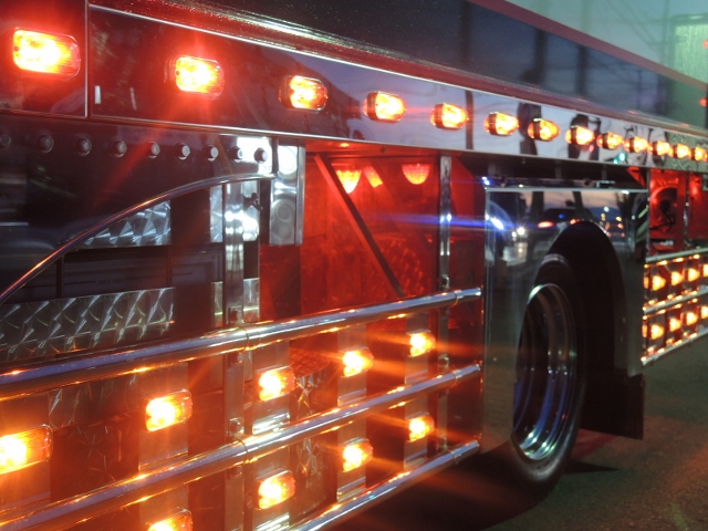 H22 三菱 ジェネレーションキャンター アートトラックバン