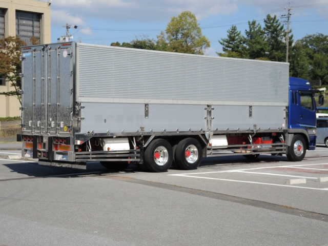 Ｈ１６　三菱ふそう　スーパーグレート　ハイルーフ　アルミウィング　高床　造りボデー