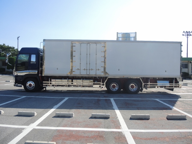 H21 いすゞ　ギガ　3軸冷蔵冷凍車