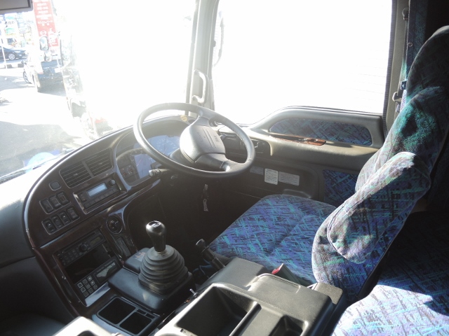 H21 いすゞ　ギガ　3軸冷蔵冷凍車