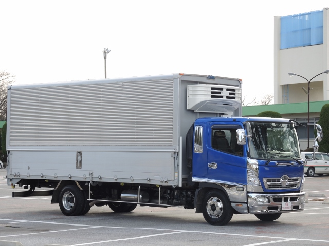 Ｈ22　日野　レンジャー　冷凍ウィング　ウィング断熱入り