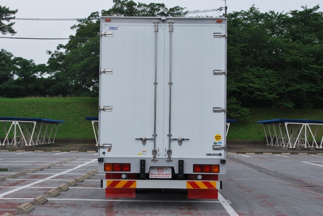 【123】Ｈ29　三菱ふそう　スーパーグレート　低床アルミウイング　未使用車