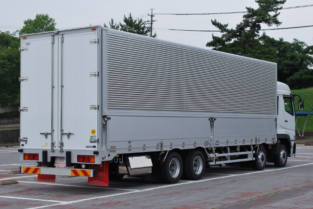 【123】Ｈ29　三菱ふそう　スーパーグレート　低床アルミウイング　未使用車