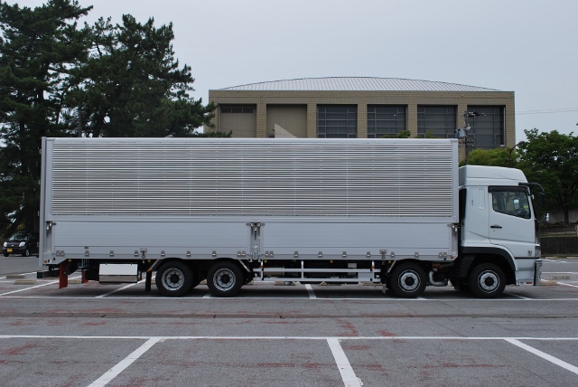 【123】Ｈ29　三菱ふそう　スーパーグレート　低床アルミウイング　未使用車