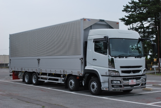 【123】Ｈ29　三菱ふそう　スーパーグレート　低床アルミウイング　未使用車