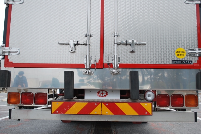 Ｈ19　日野グランドプロフィア　中低床　アルミウィング　リアエアサス