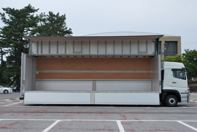 【123】Ｈ29　三菱ふそう　スーパーグレート　低床アルミウイング　未使用車