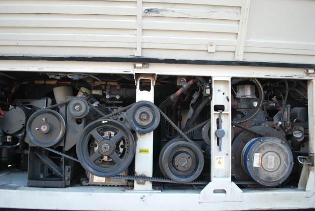 【39】H23 いすゞ　ギガ　中低床冷凍ウイング　リアエアサス