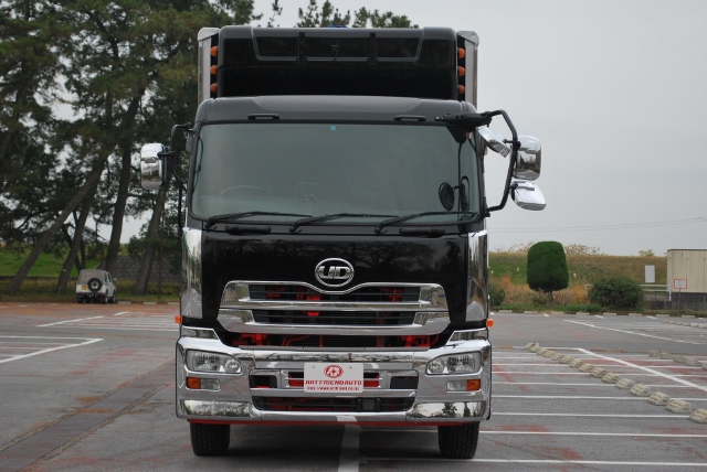 Ｈ26　ＵＤトラックス　クオン　高床冷凍ウィング　リアエアサス