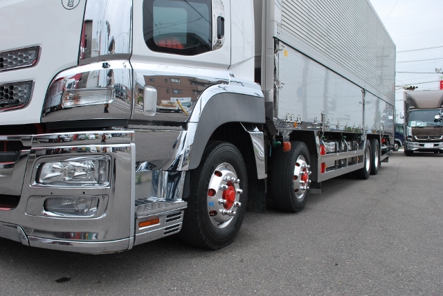 【240】三菱ふそうスーパーグレート　低床　アルミウイング　ハイルーフ　総輪エアサス