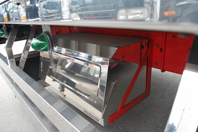 【240】三菱ふそうスーパーグレート　低床　アルミウイング　ハイルーフ　総輪エアサス