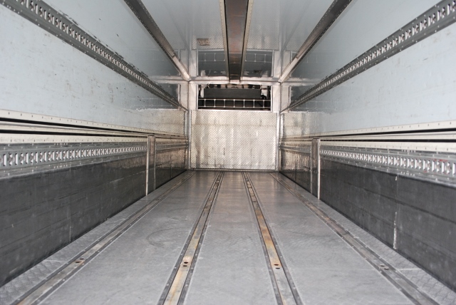 Ｈ26　ＵＤトラックス　クオン　高床冷凍ウィング　リアエアサス