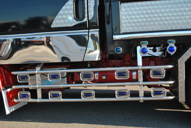 【40】Ｈ8　三菱　キャンター　Ｗキャブ　カスタム多数　デコトラ