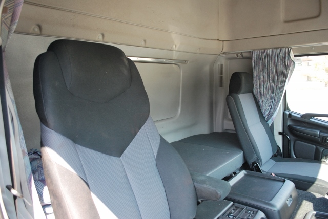 【9】Ｈ２５　日野　グランドプロフィア　アルミウィング　ハイルーフ　中低床　リアエアサス