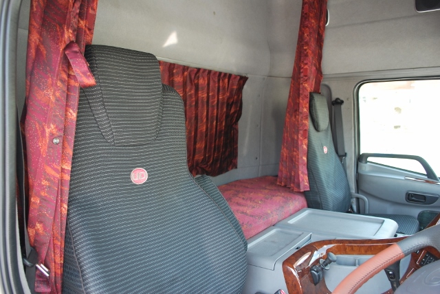 【92】Ｈ23　ＵＤトラックス　クオン　4軸低床　アルミウイング　格納ゲート付　ハイルーフ　総輪エアサス